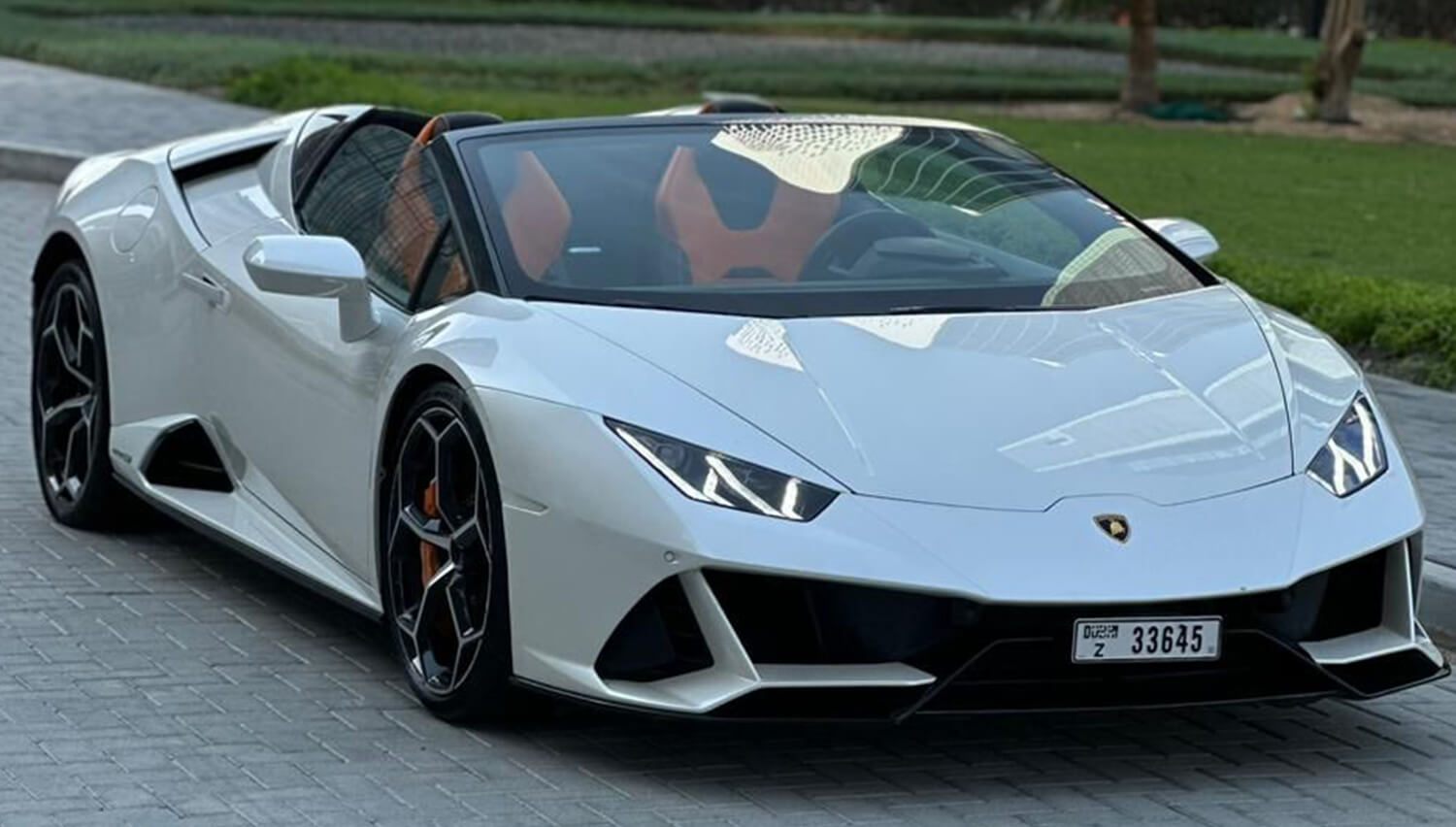 Lamborghini Huracan Evo Convertible Rental Dubai